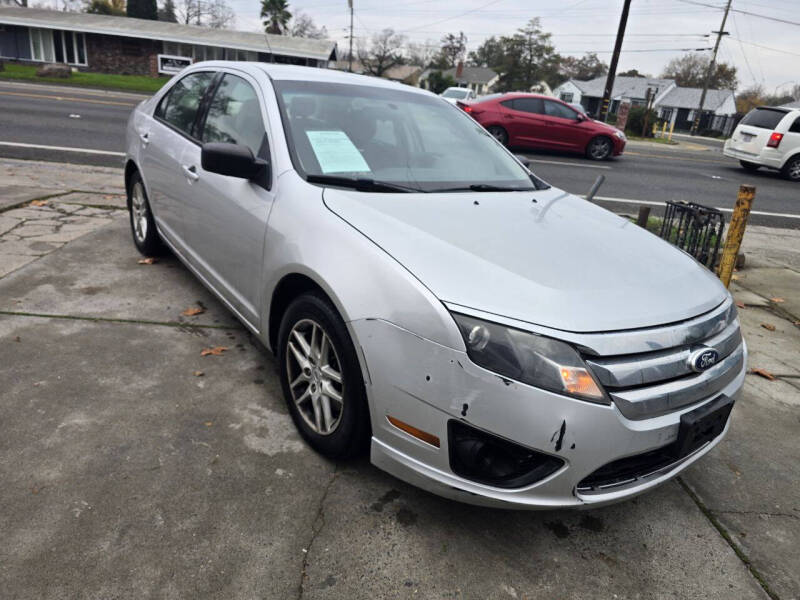 2011 Ford Fusion S