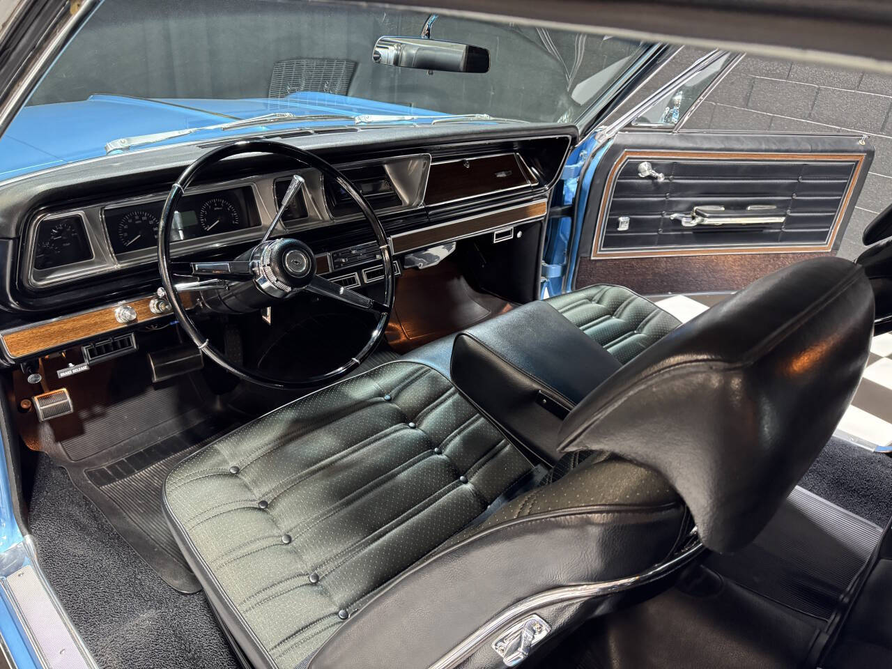 1966 Chevrolet Caprice 2