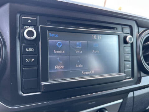 2019 Toyota Tacoma SR