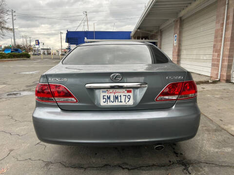 2005 Lexus ES 330