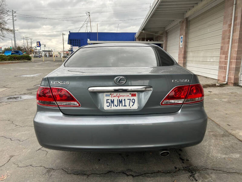 2005 Lexus ES 330