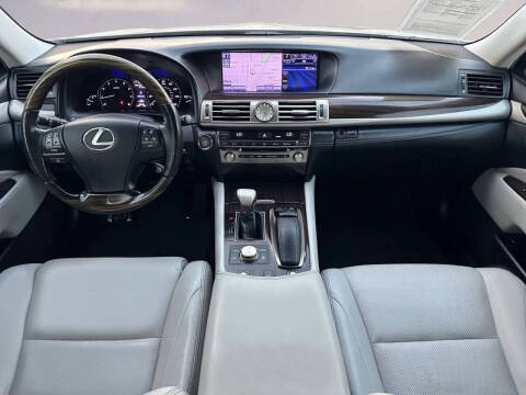 2013 Lexus LS 460