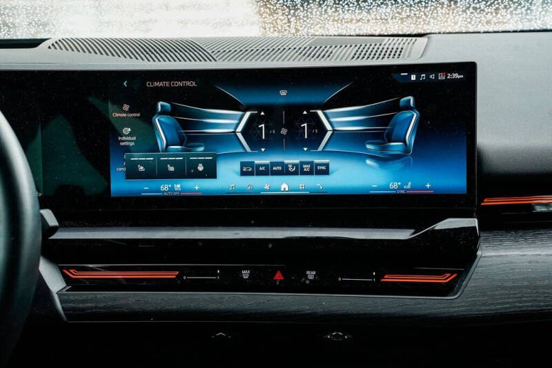 2025 BMW 5 Series 530i xDrive