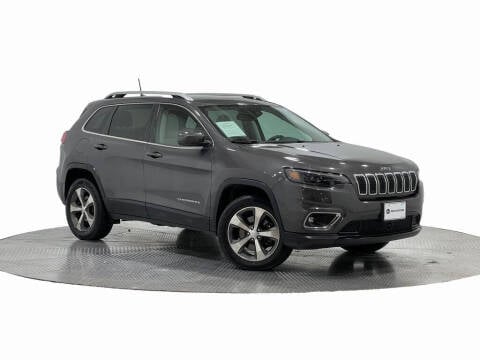 2019 Jeep Cherokee for sale at INDY AUTO MAN in Indianapolis IN