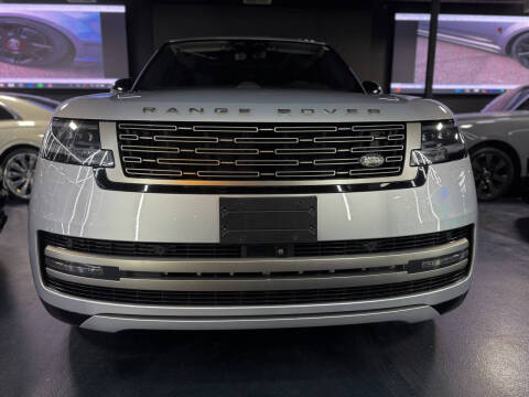 2023 Land Rover Range Rover P530 SE
