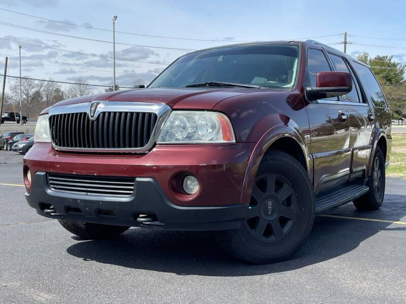 2003 Lincoln Navigator for sale at MAGIC AUTO SALES in Little Ferry NJ