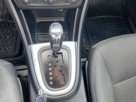 2012 Dodge Avenger SE