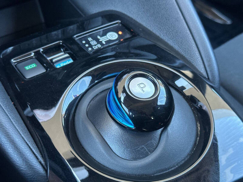 2024 Nissan LEAF SV PLUS