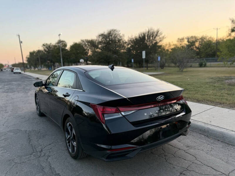 2022 Hyundai Elantra