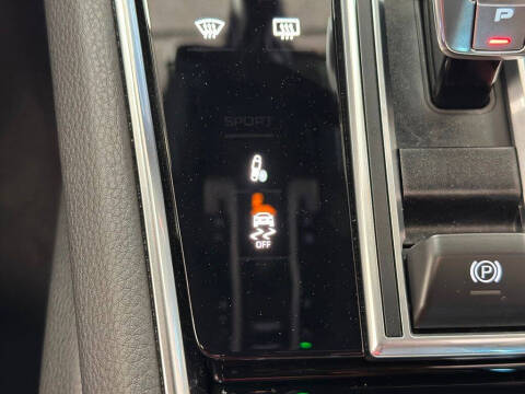 2022 Porsche Panamera