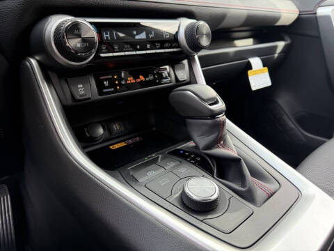 2025 Toyota RAV4 Plug-in Hybrid XSE