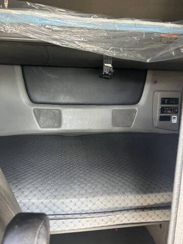 2019 International LT625