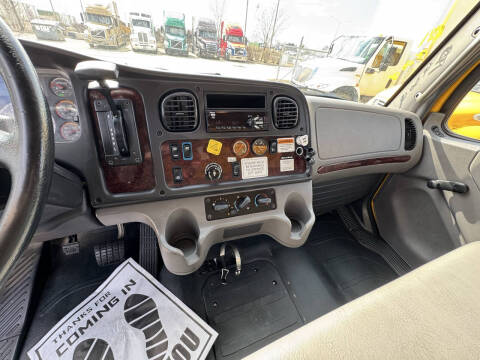 2019 Freightliner M2 106