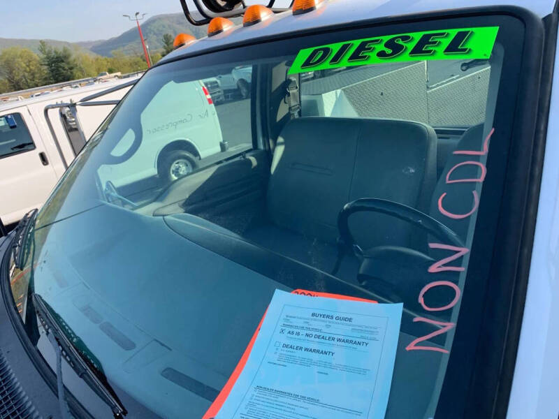 2004 Ford F-650 Super Duty