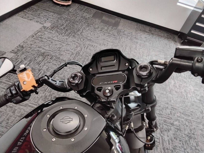 2019 Harley-Davidson FXDR