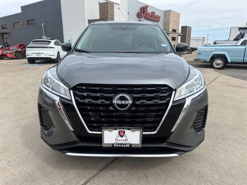 2024 Nissan Kicks S