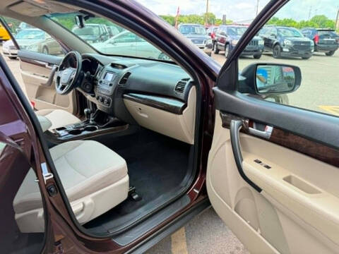 2014 Kia Sorento LX