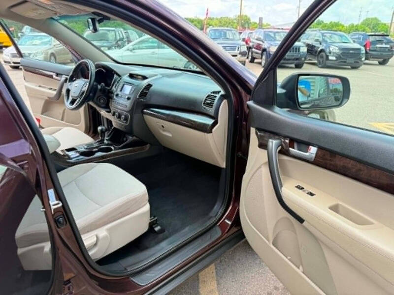 2014 Kia Sorento LX