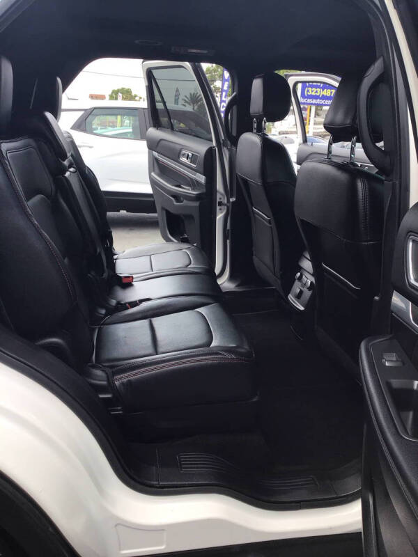 2017 Ford Explorer Sport