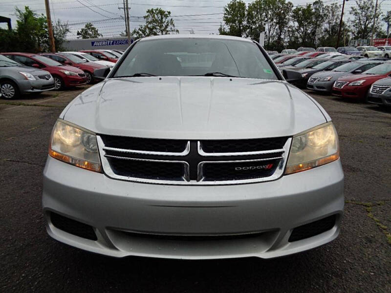 2012 Dodge Avenger SE