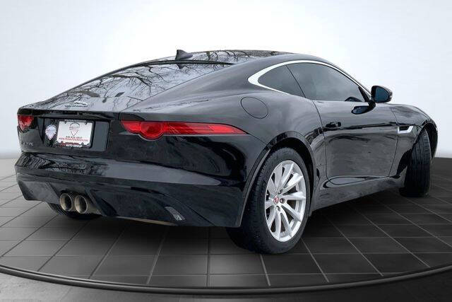 2017 Jaguar F-TYPE Premium