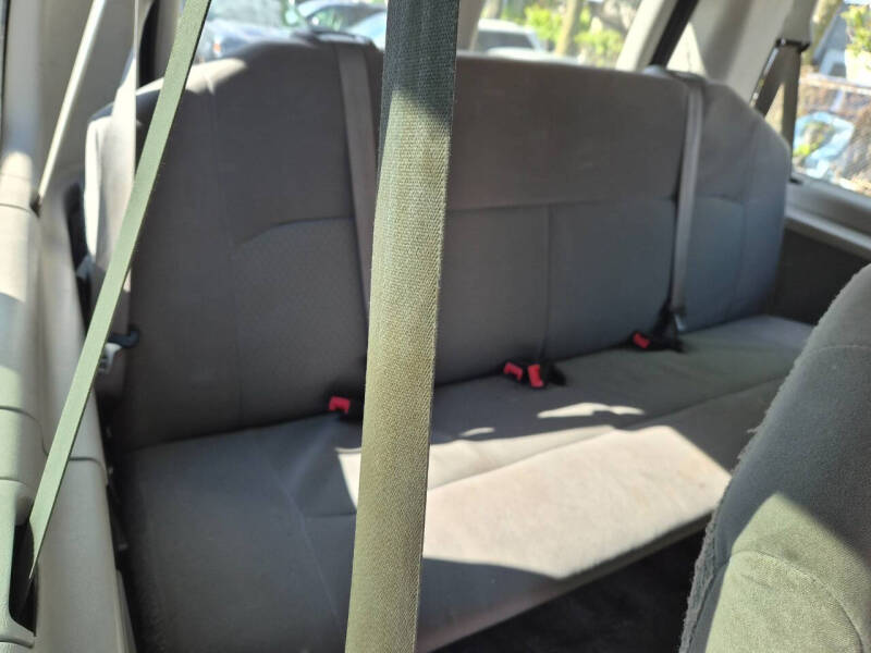 2012 Ford E-Series E-350 SD XLT