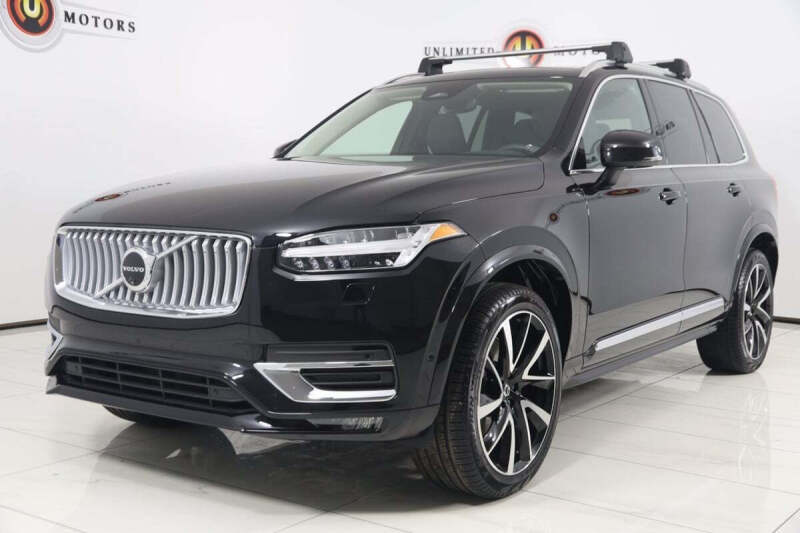 2025 Volvo XC90 B5 Plus Bright Theme