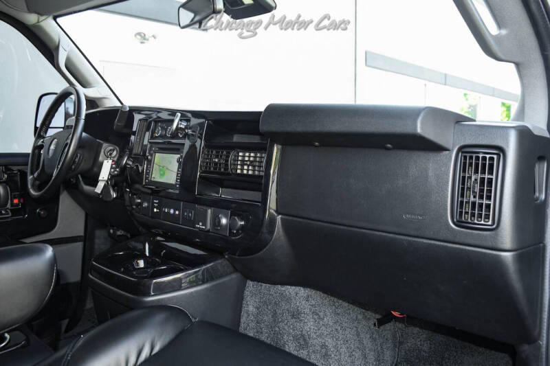 2021 GMC Savana 2500