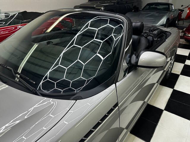 2004 Ford Thunderbird Deluxe