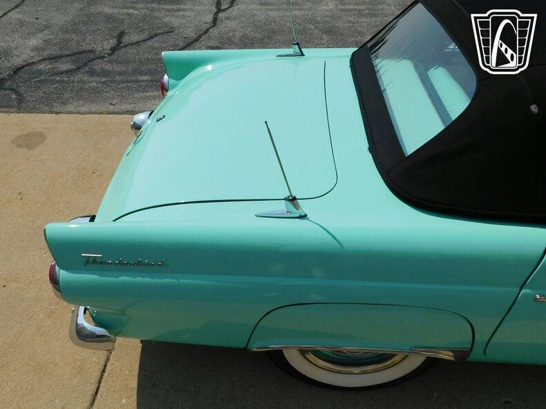 1955 Ford Thunderbird