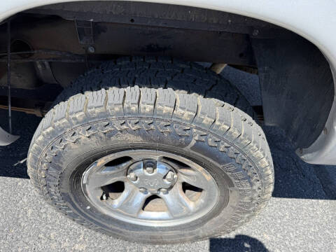 2004 Dodge Ram 1500 SLT