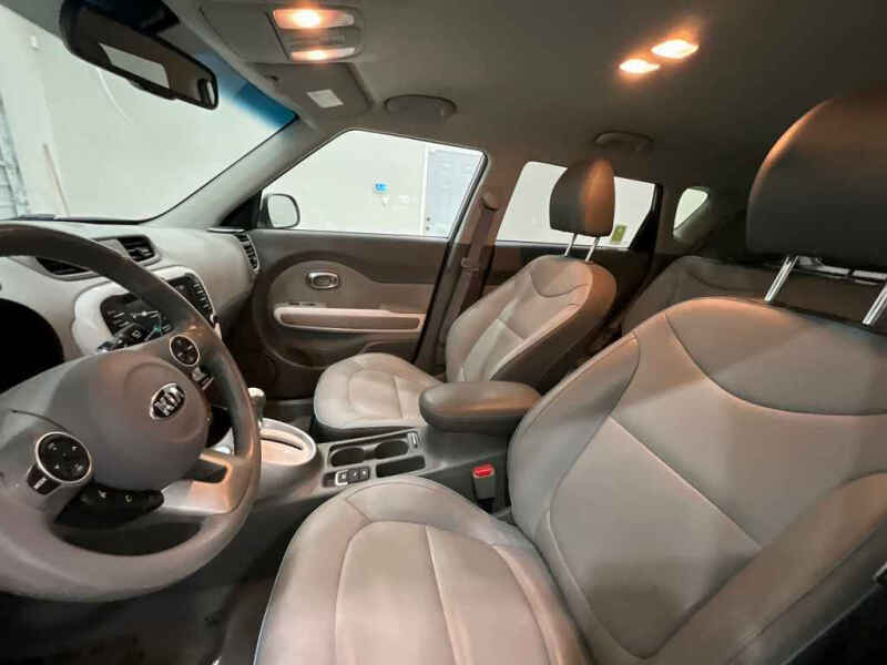2016 Kia Soul EV +