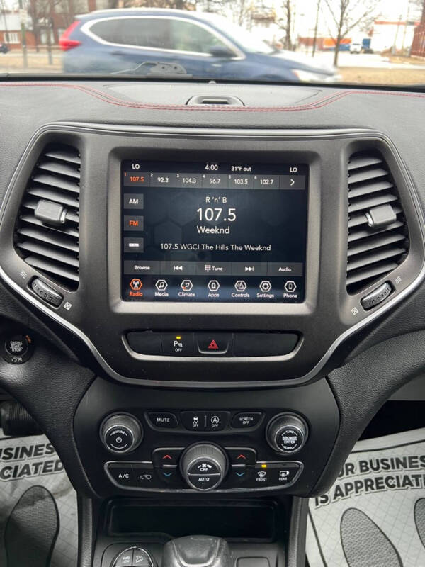 2020 Jeep Cherokee Trailhawk