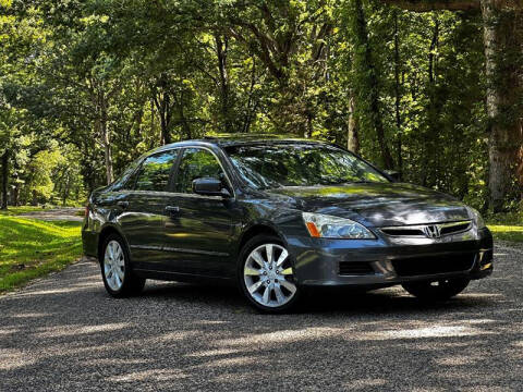 2006 Honda Accord for sale at Apex Autos Inc. in Fredericksburg VA