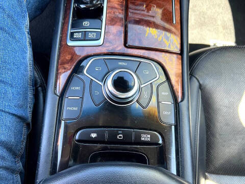 2015 Kia K900 Luxury