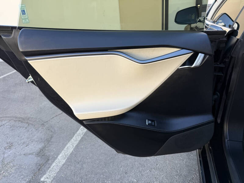 2018 Tesla Model S 75D