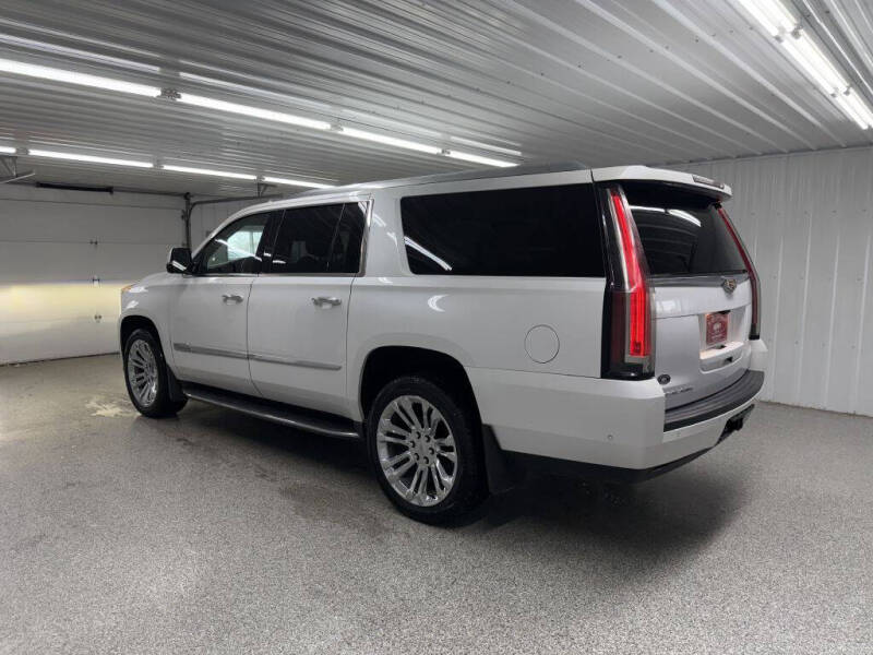 2017 Cadillac Escalade ESV Premium Luxury