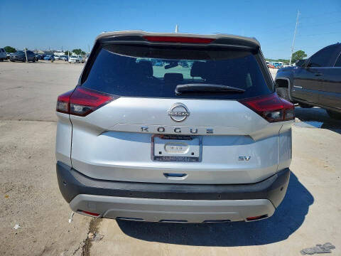 2023 Nissan Rogue SV