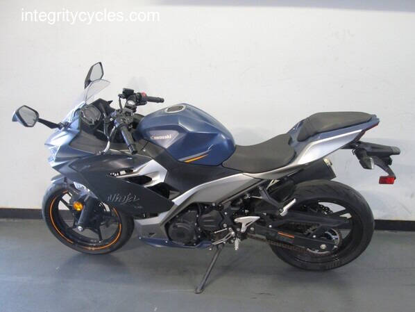 2023 Kawasaki Ninja® 400 ABS