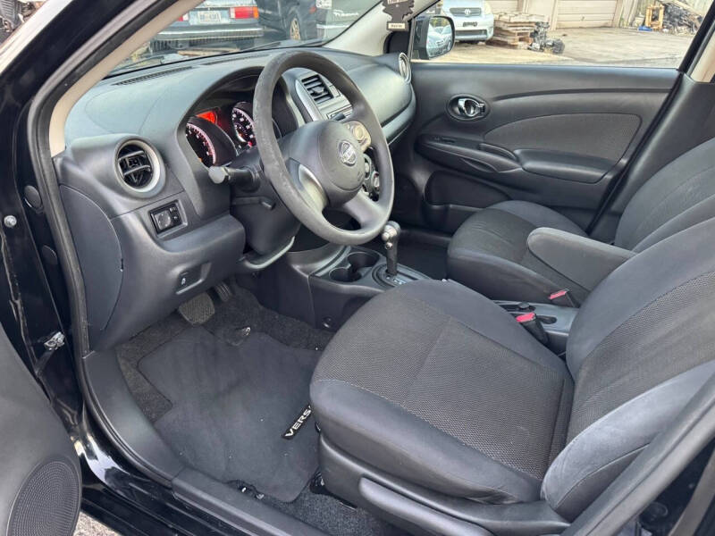 2013 Nissan Versa 1.6 SV