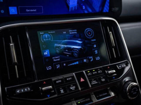 2022 Lexus LX 600 F SPORT Handling