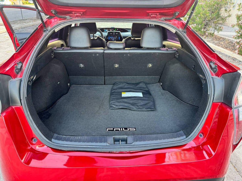 2017 Toyota Prius Three Touring