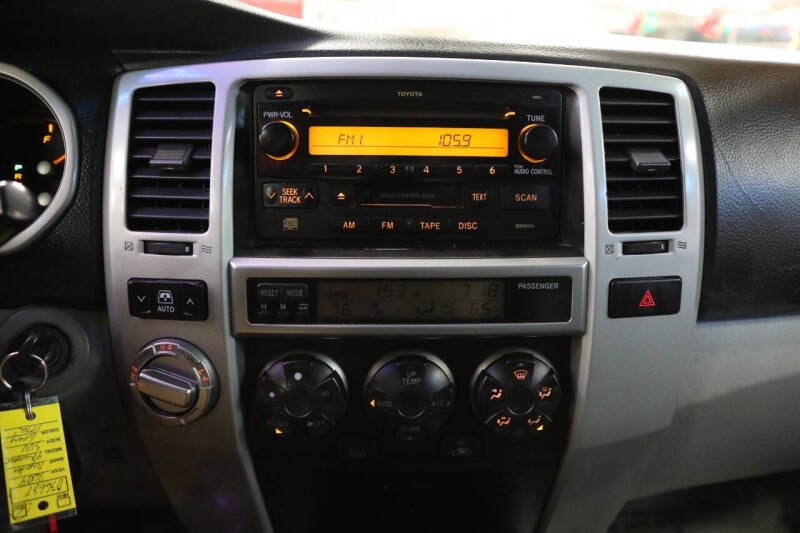 2004 Toyota 4Runner SR5