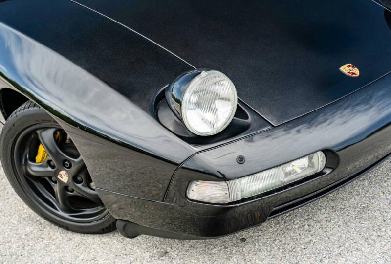 1988 Porsche 928 S4