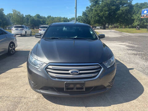2015 Ford Taurus SEL