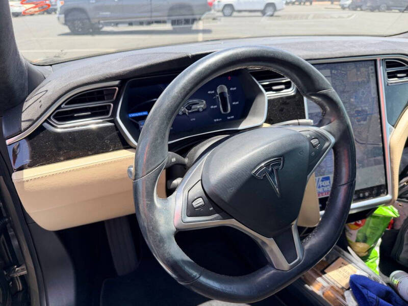 2014 Tesla Model S 85