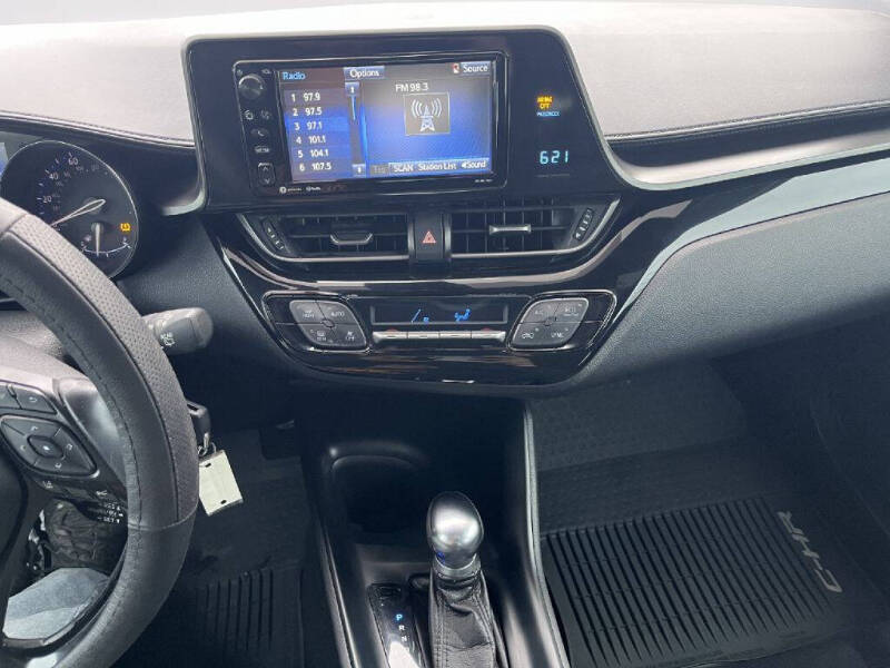 2018 Toyota C-HR XLE