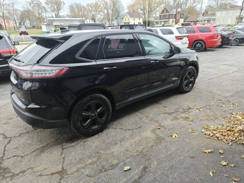 2016 Ford Edge SE