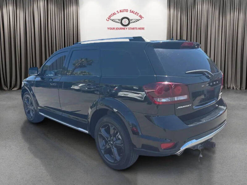 2019 Dodge Journey Crossroad