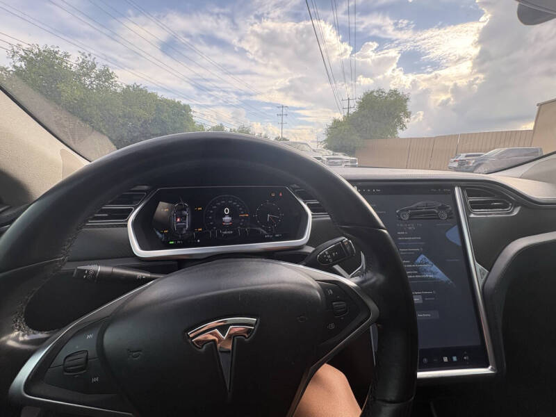 2013 Tesla Model S Performance